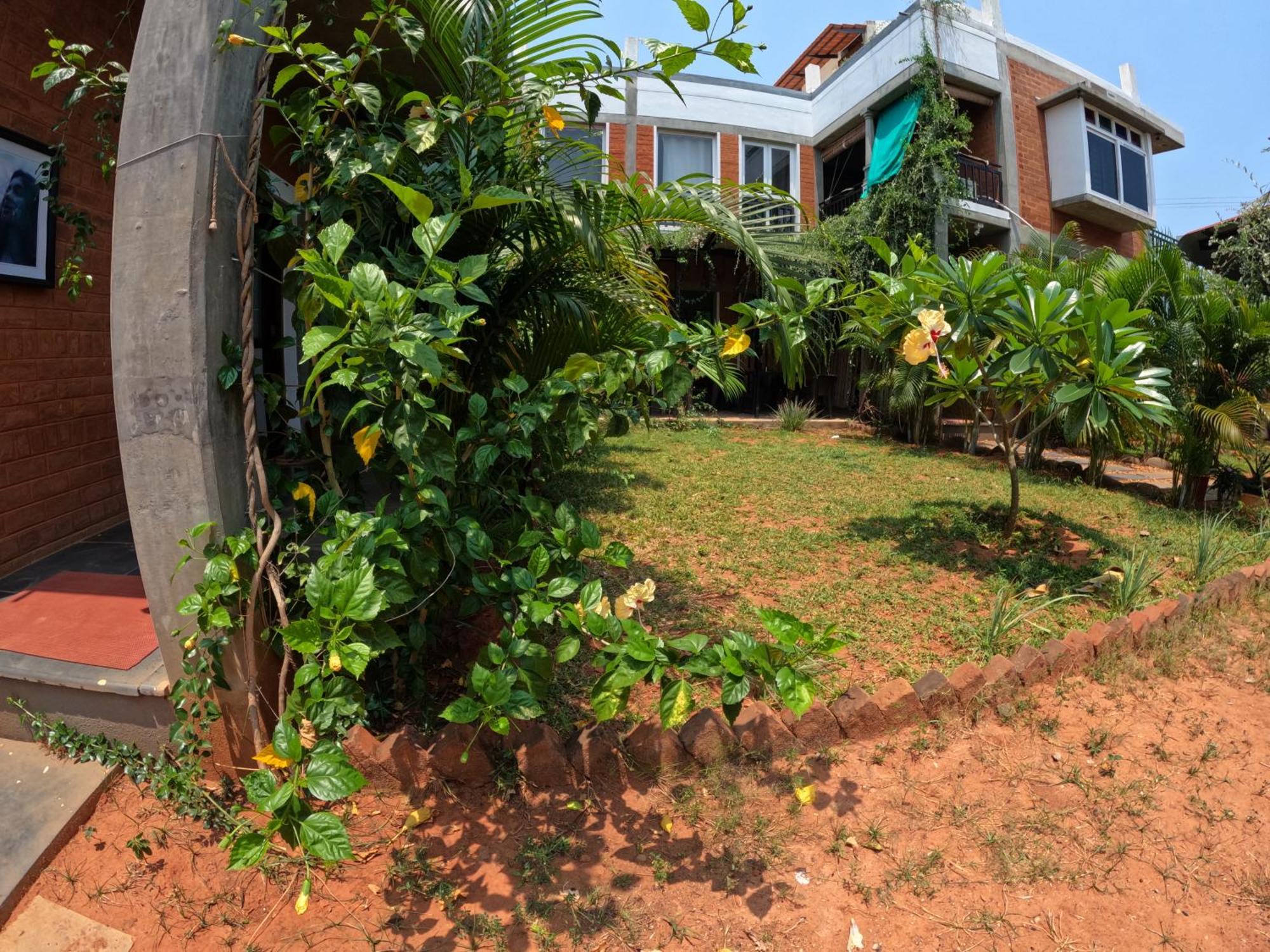 Wow Farm House Auroville Exterior foto